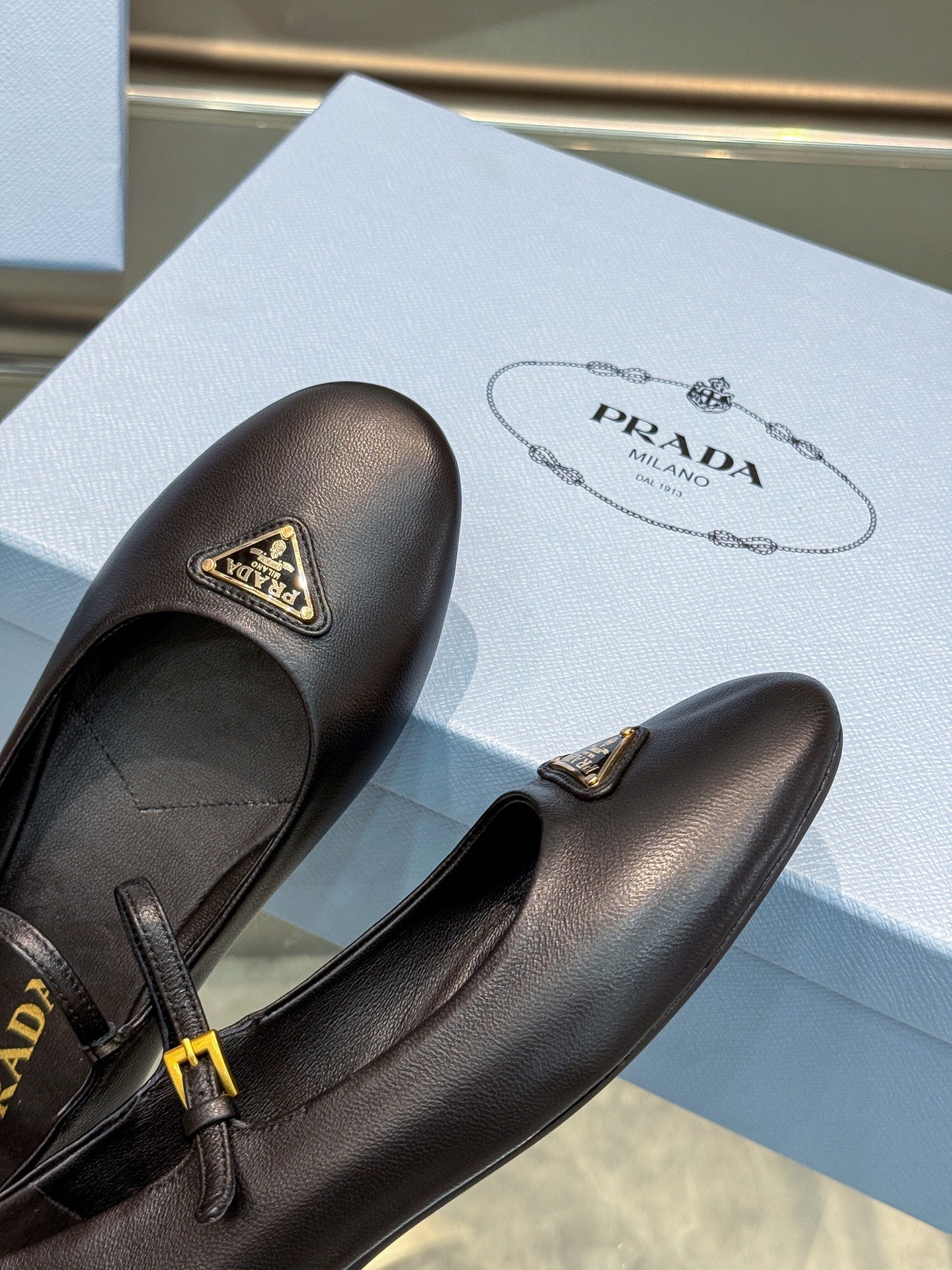 2105QP381Z Popular high-quality Shoes