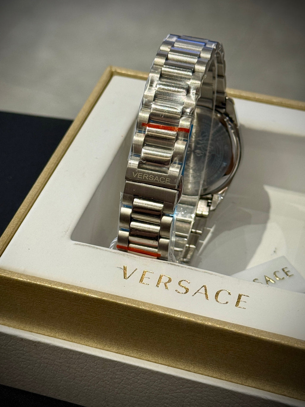 L1R36V87 Popular Watches