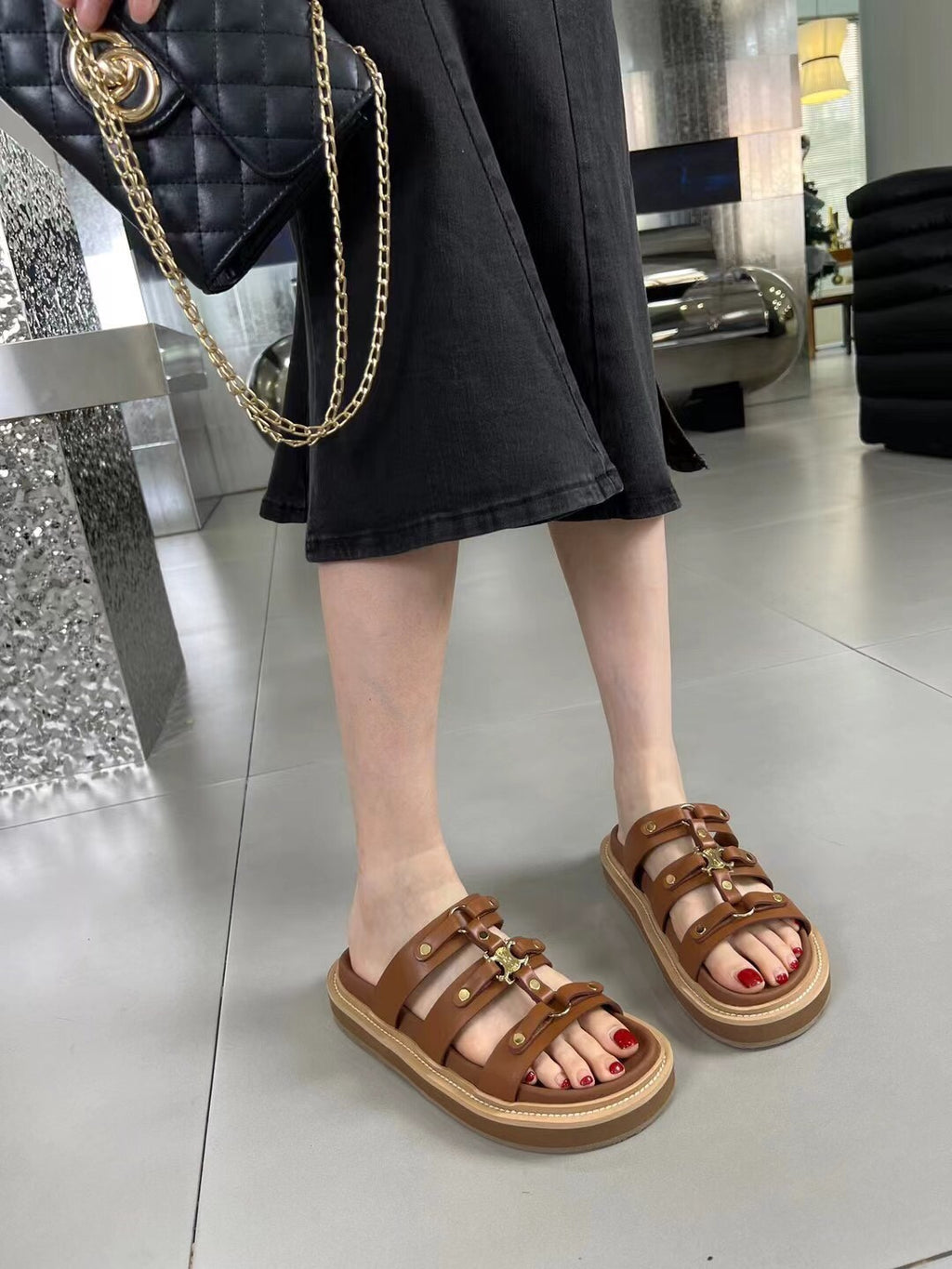 14CL11Z Popular sandals