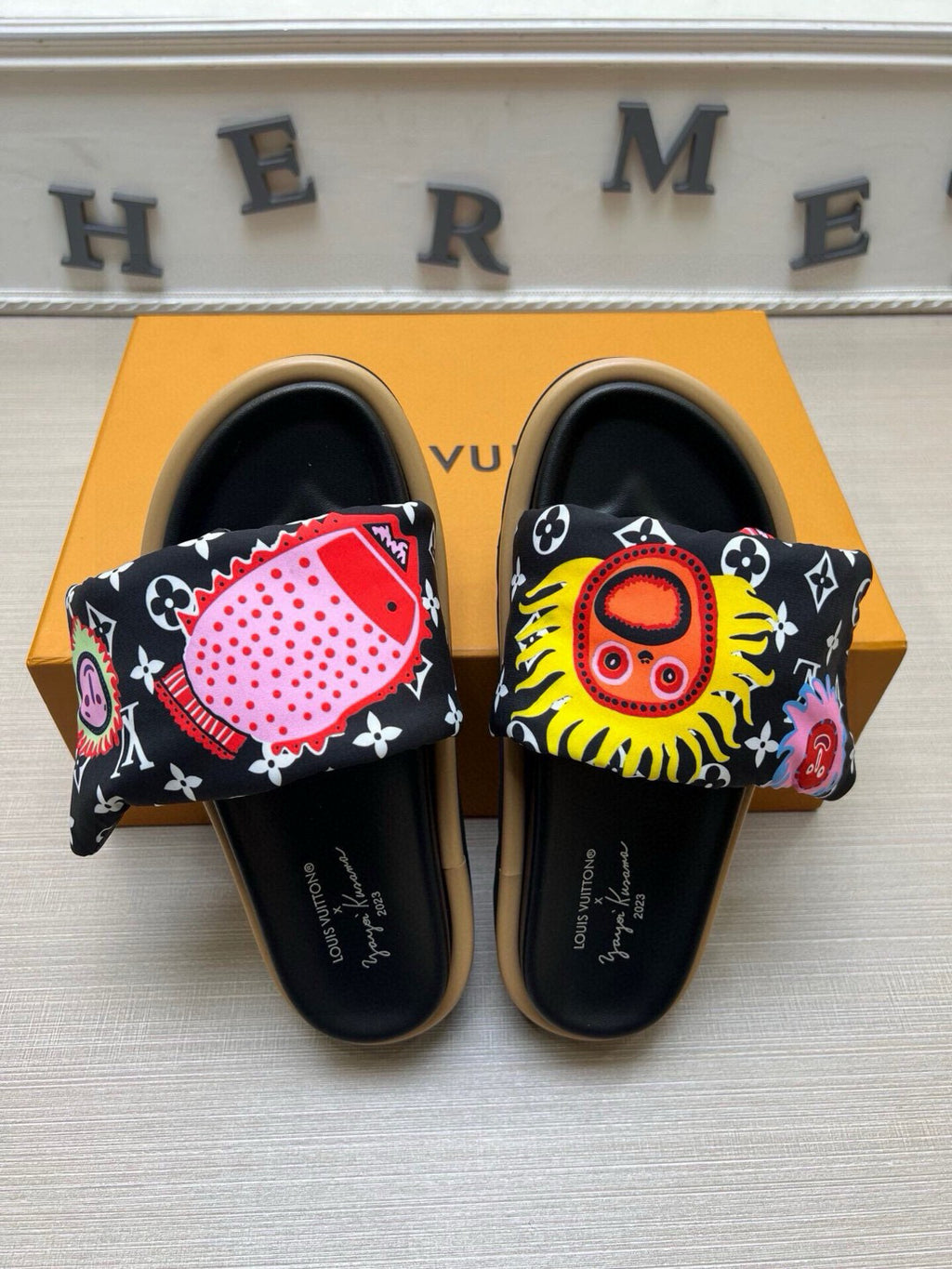 5QE11Z Popular Slippers