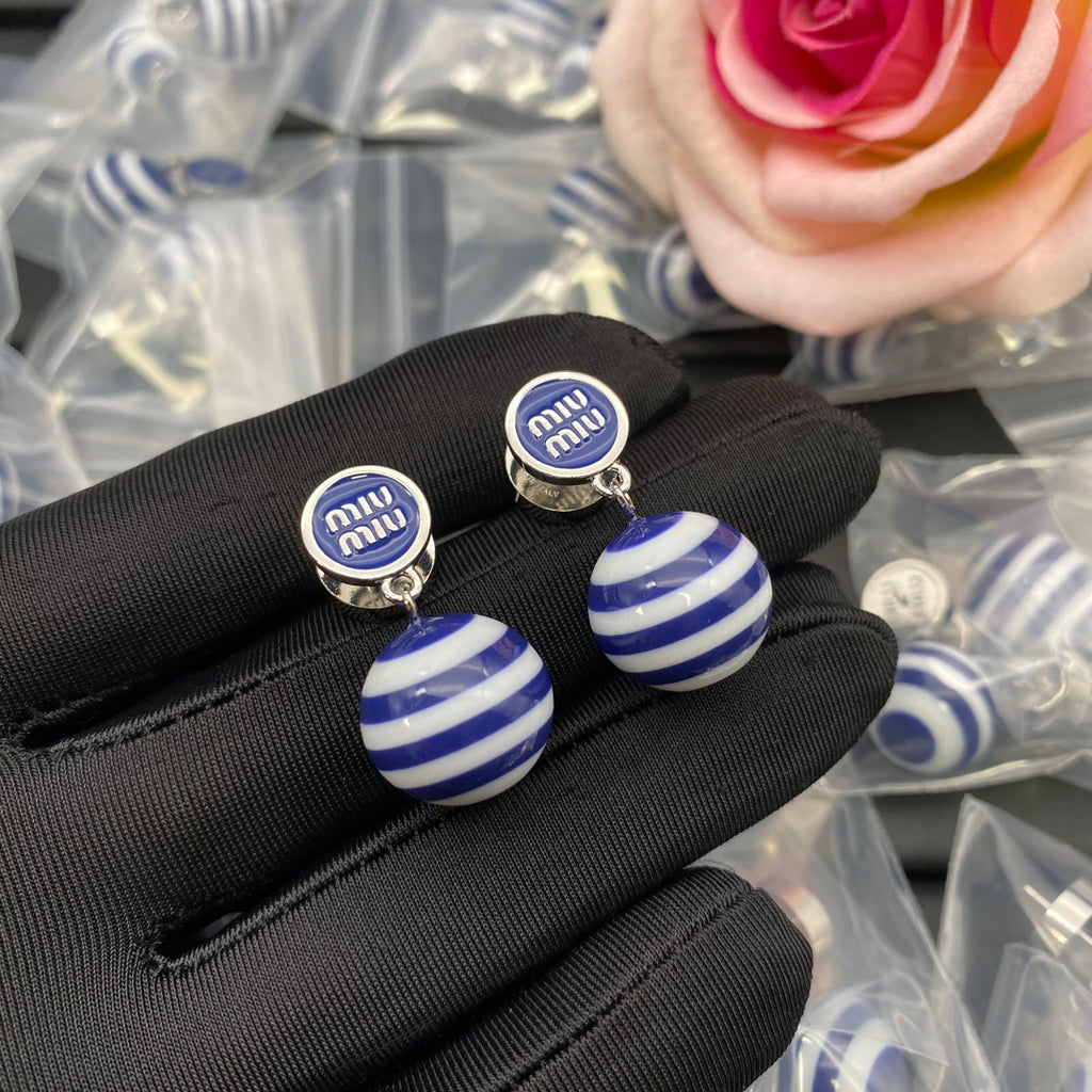 14A993E Popular  Earrings