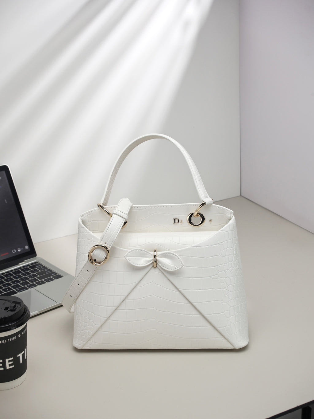 136PD90B Popular leather bag