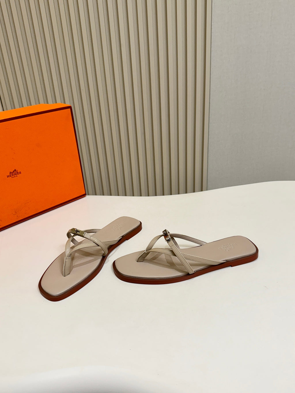 Z2X66H6 Popular high-quality leather Shoes