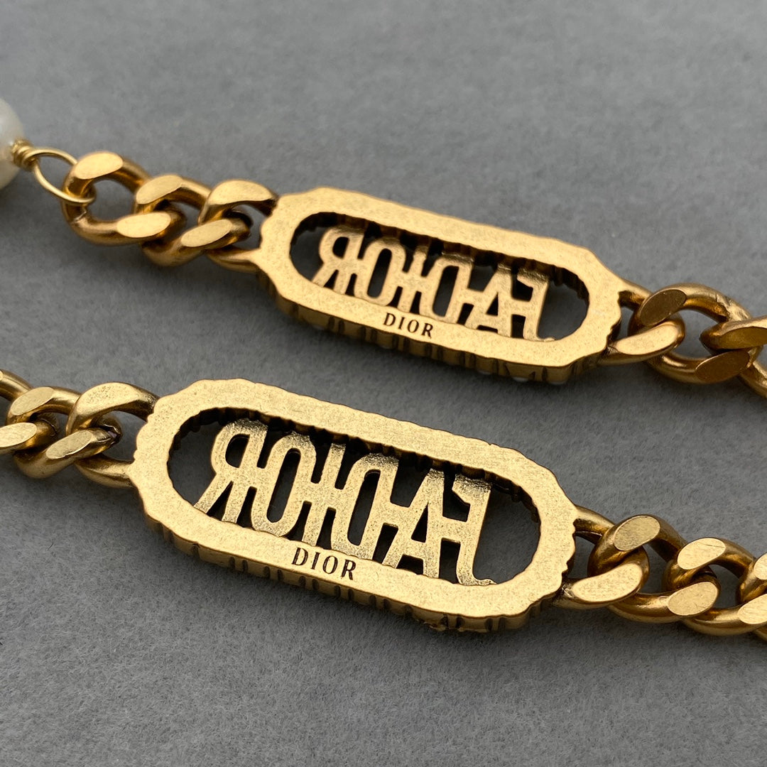 14D338X  Popular   Earrings Brooch Bracelets Necklaces