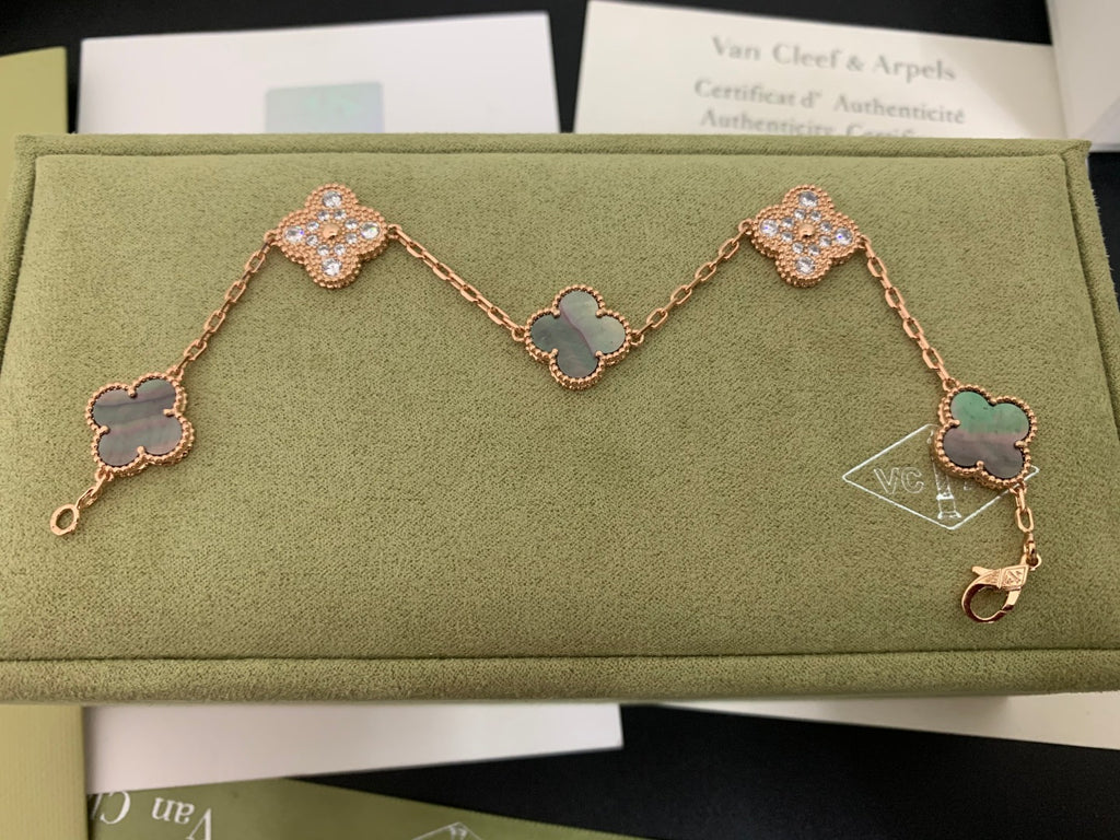 5XVA179K  Popular bracelets 5 flowers normal size1.5cm flower
