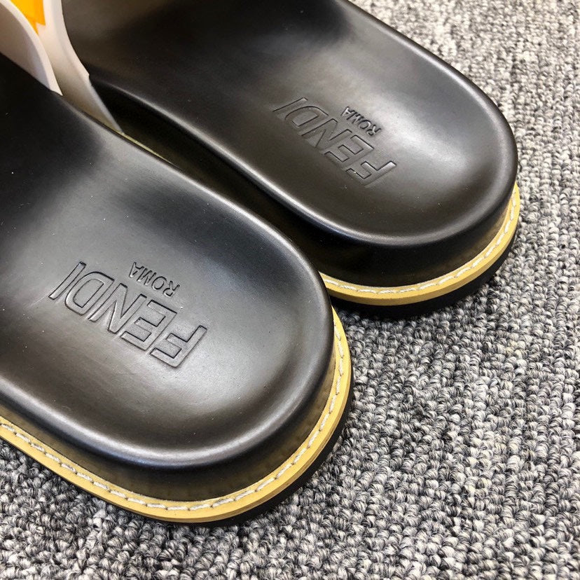 5XF106Z Popular Slippers