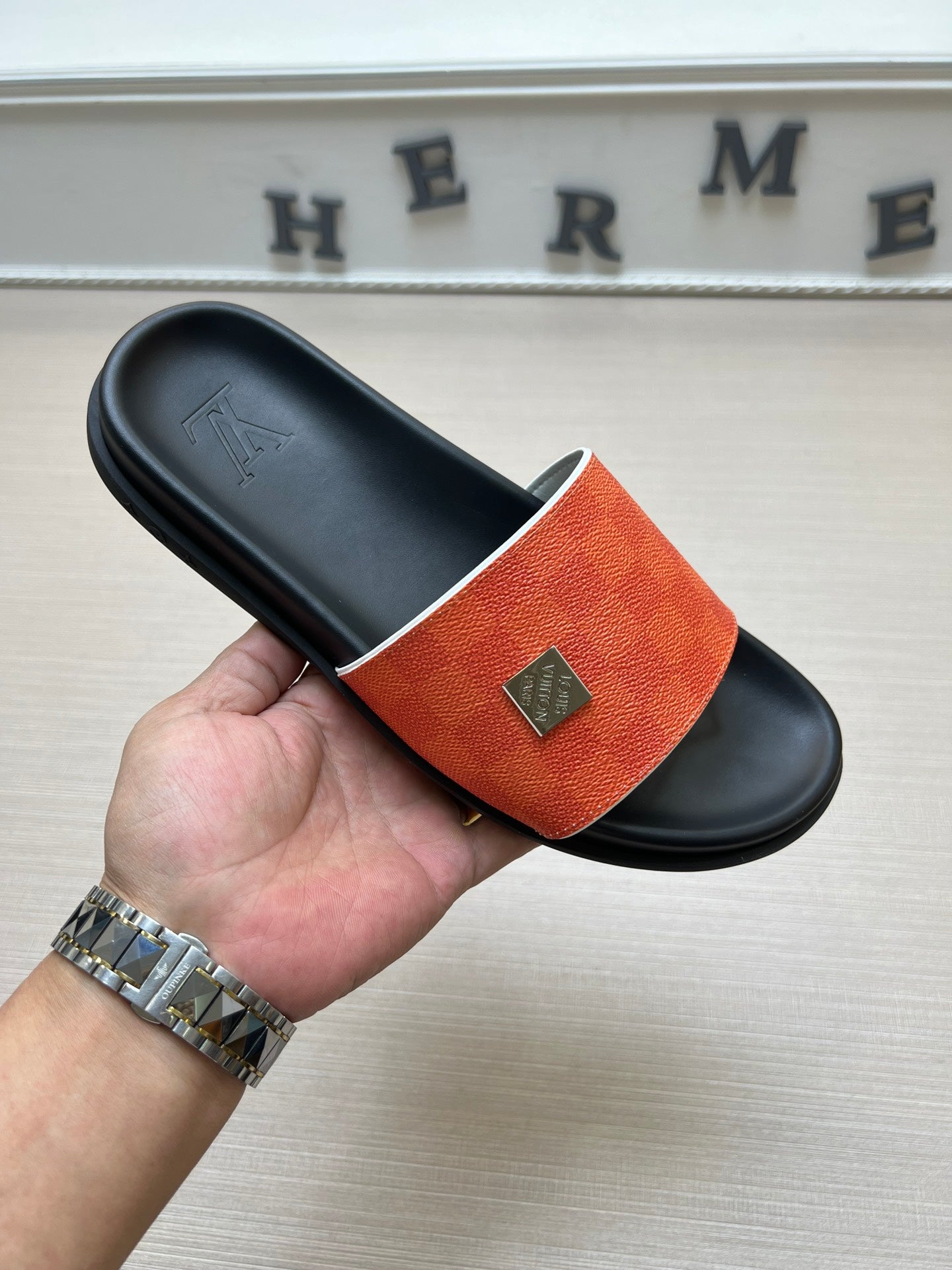 54E69Z Popular slippers