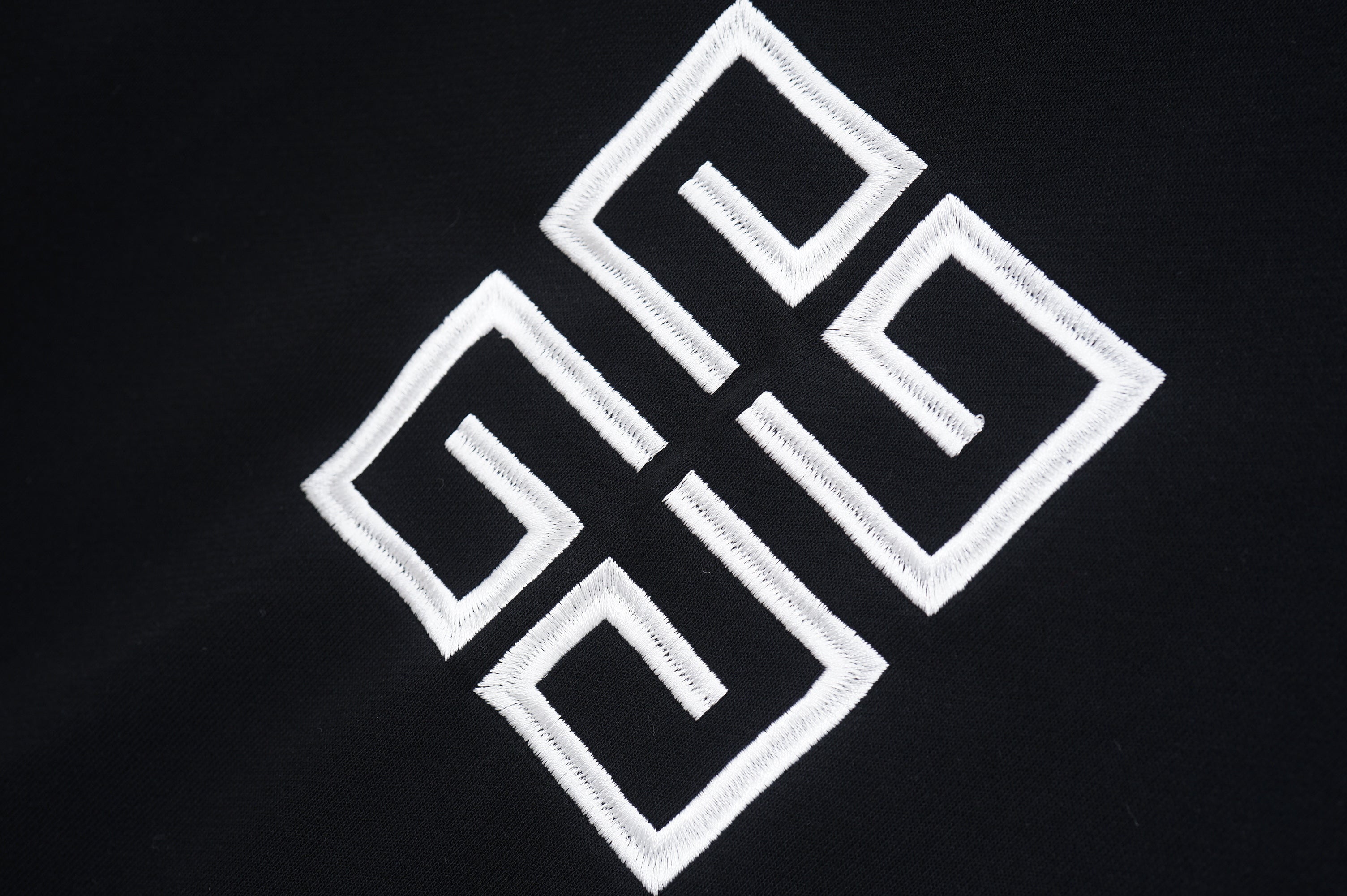 95ZA215U Popular Sweaters
