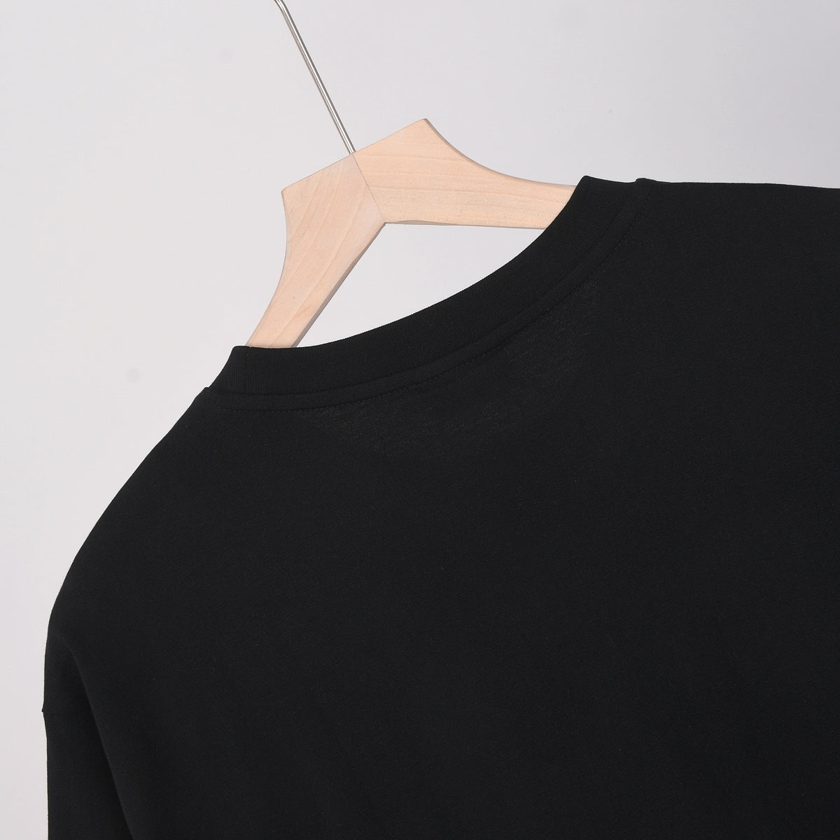 125WJ43U  Popular T-shirts