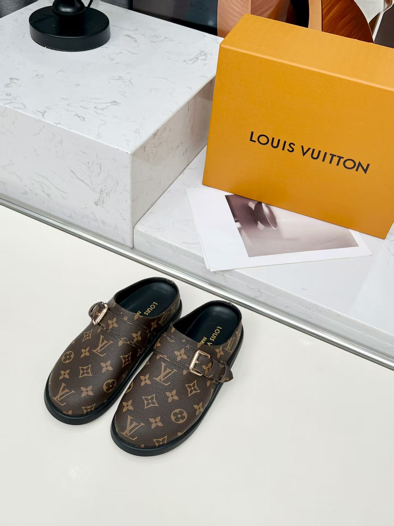 2105QE255Z Popular high-quality Shoes