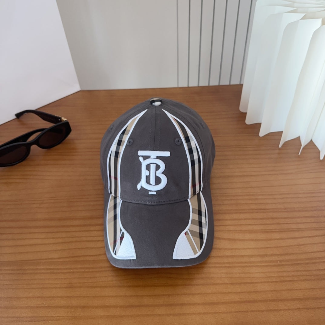 15QR99M Popular  hats