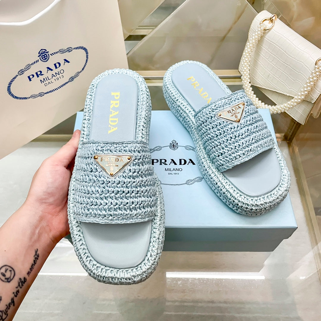 14PD22Z Popular slippers
