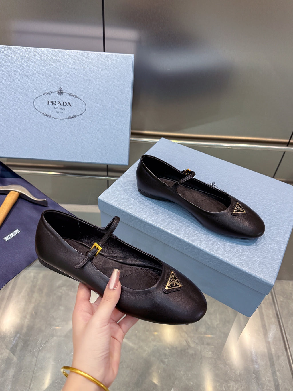 2105QP381Z Popular high-quality Shoes