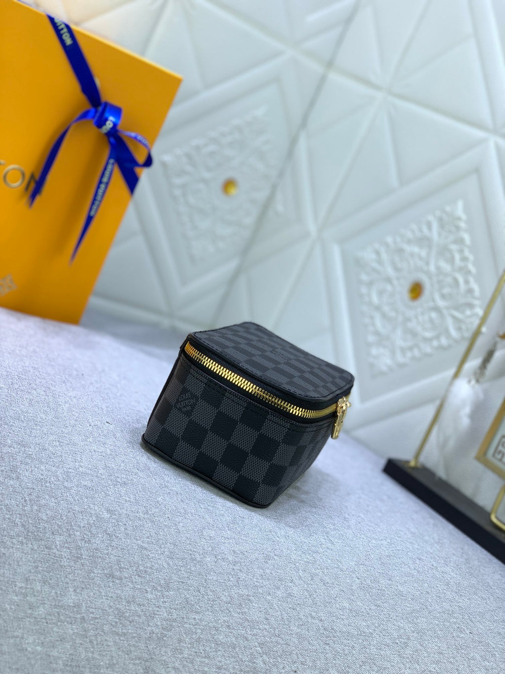 1XE272B Popular  leather bag 