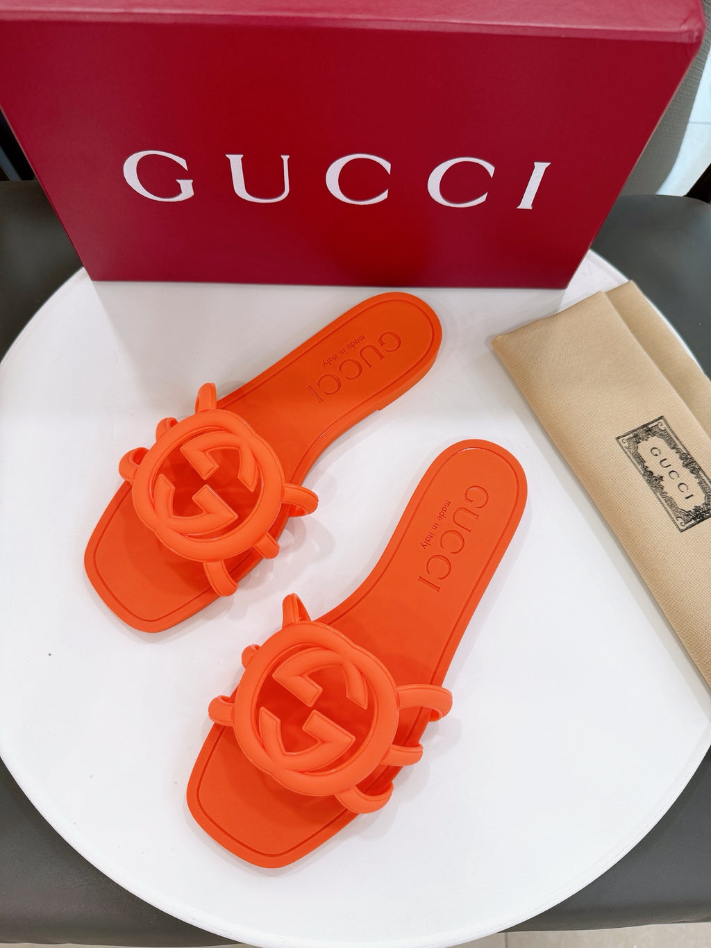 Z2X66B61  Popular high-quality slippers