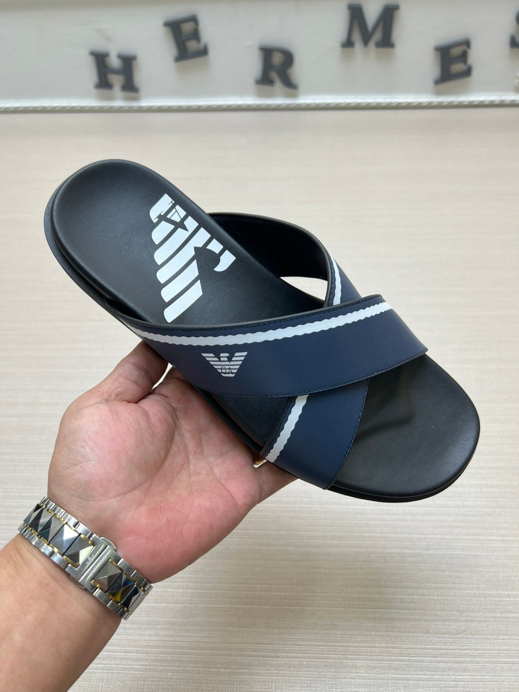 54A104Z Popular slippers