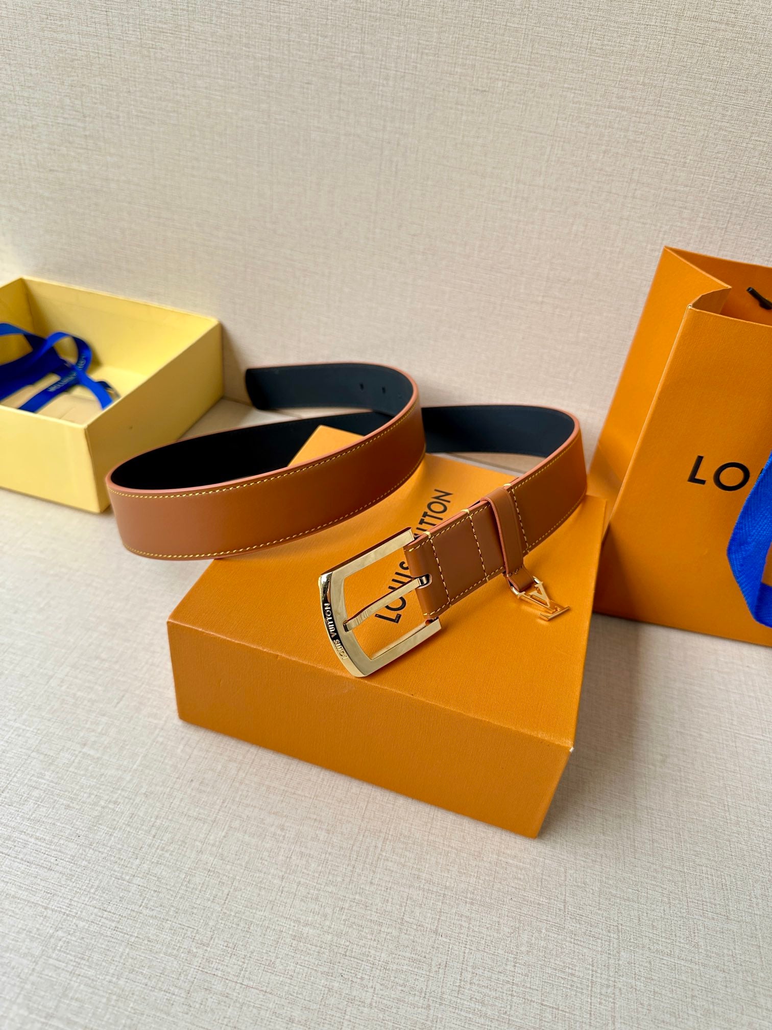1WE160P Popular High quality belt With full package