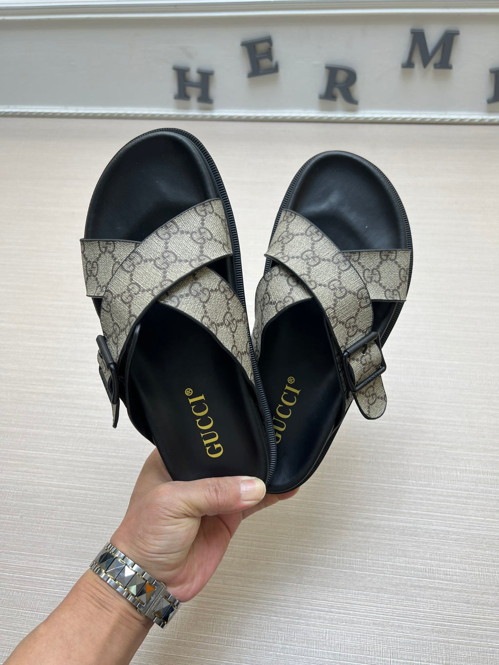 54B90Z Popular slippers