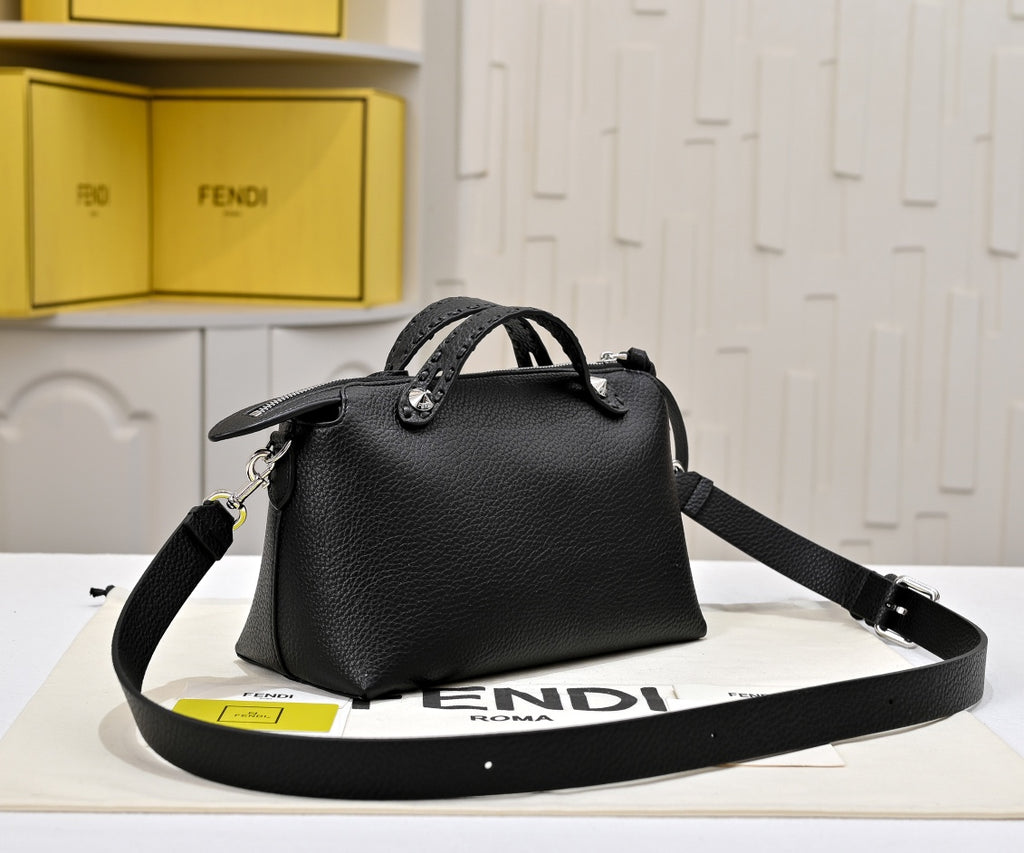1WF109B Popular  leather bag