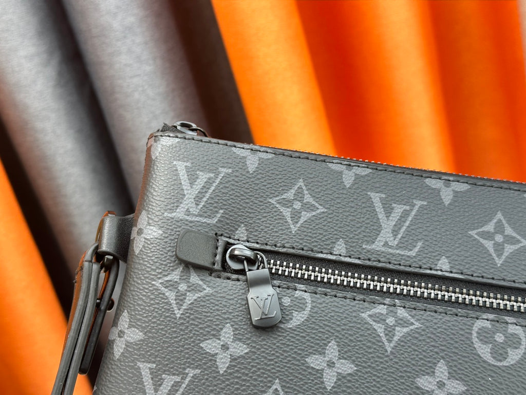 1XE398B Popular   leather bag