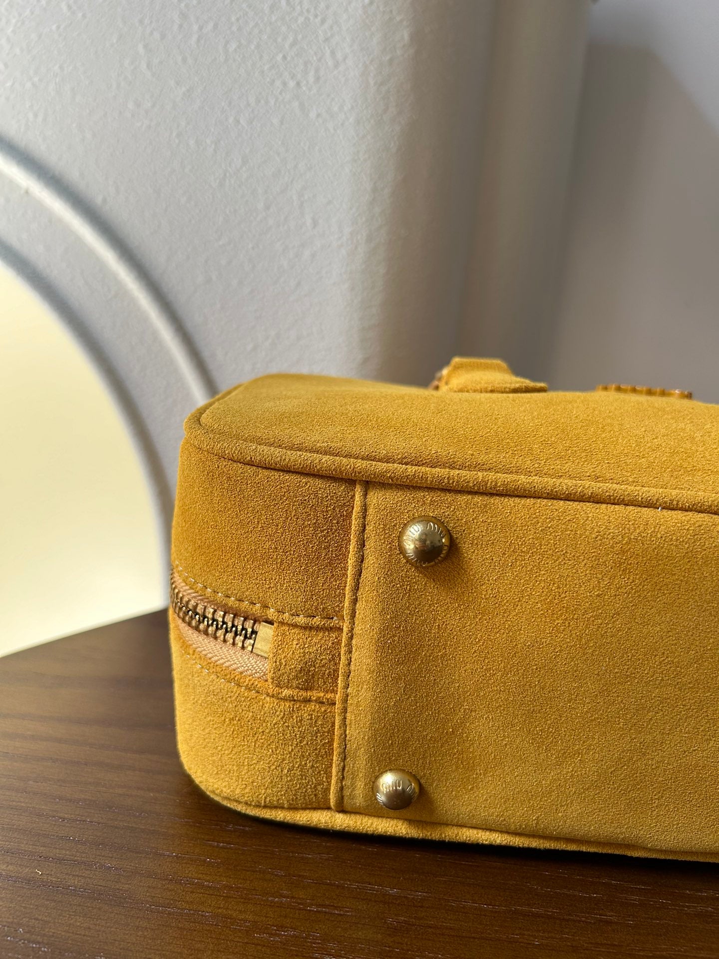B1P46A148 Popular leather bags(27x12x9cm)