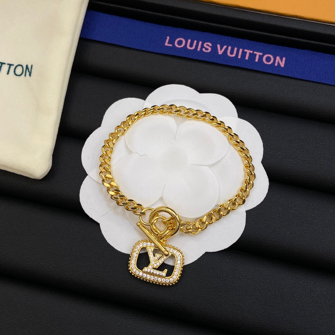 1NE251X  Popular   Necklaces  Bracelets Earrings