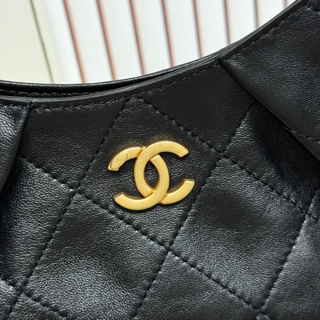 146PC7B Popular leather bag