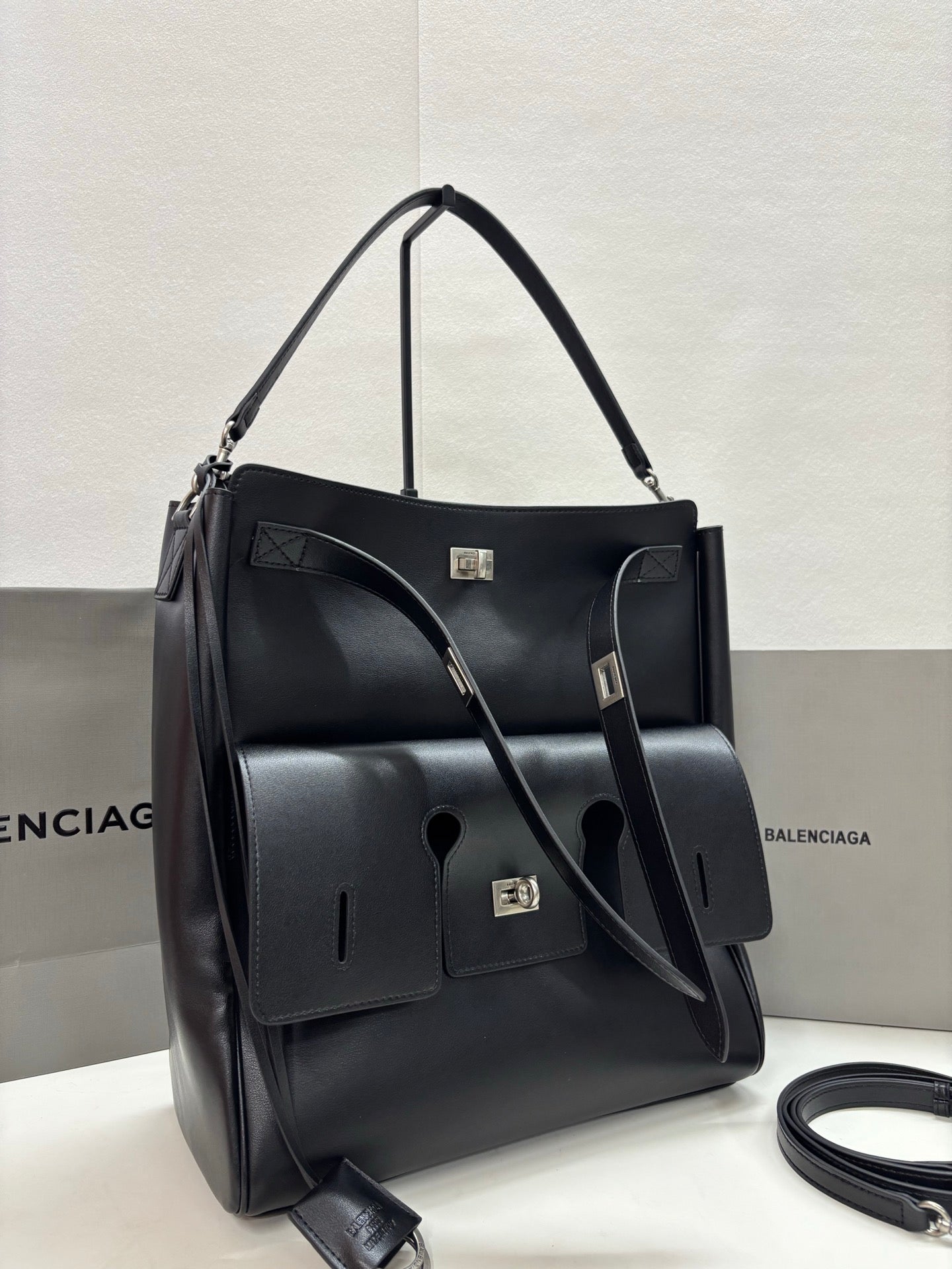 136PJ121B Popular leather bag