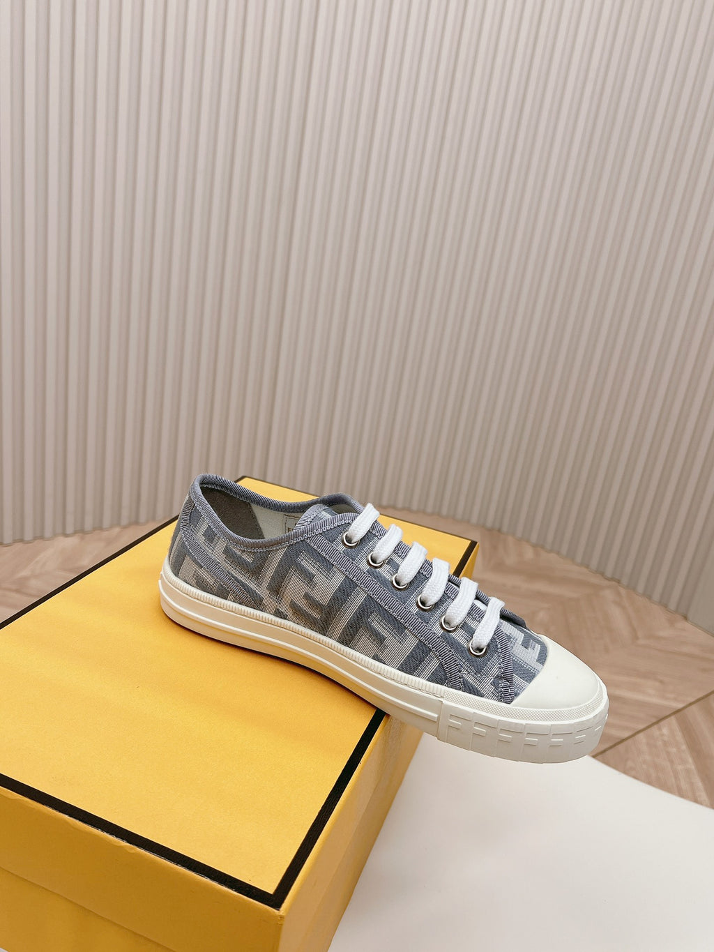 2105QF423Z Popular high-quality Shoes