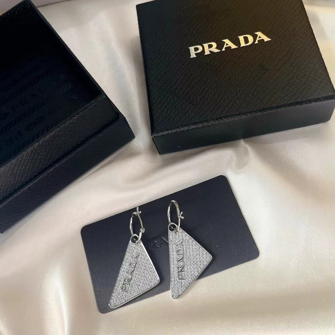 14PD515E Popular  Earrings
