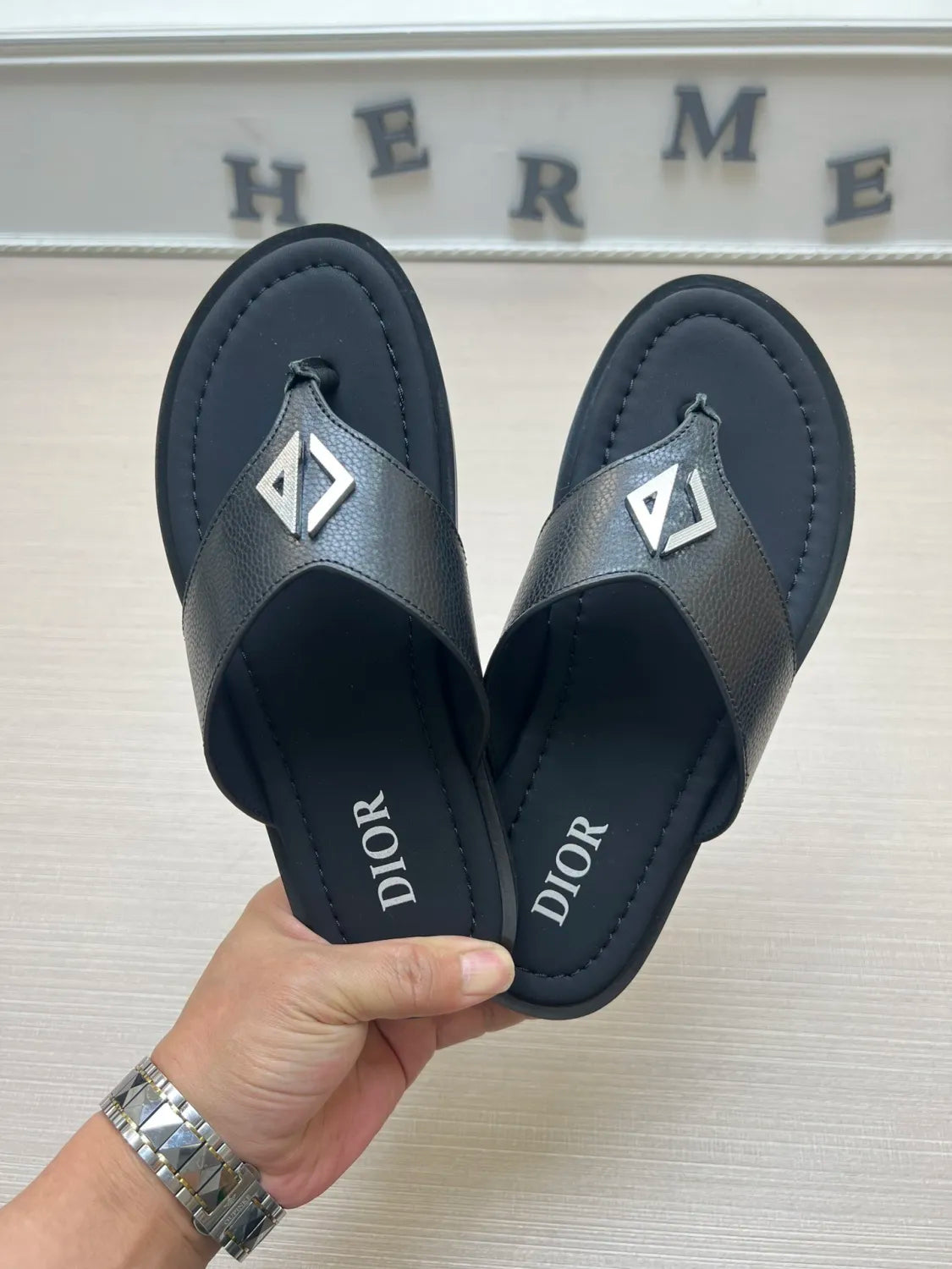 54D77Z Popular  slippers