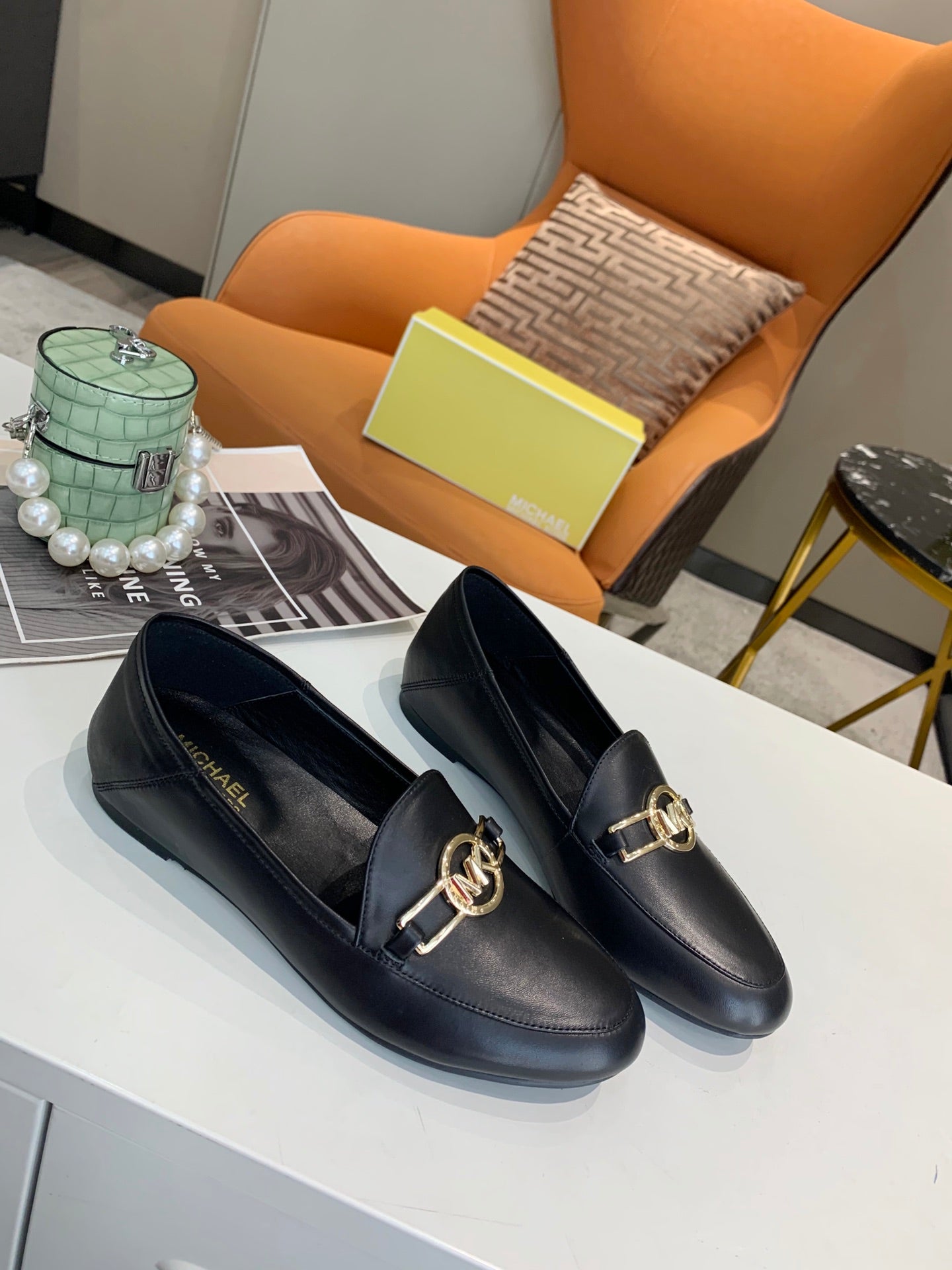 2105QA185Z Popular high-quality leather shoes