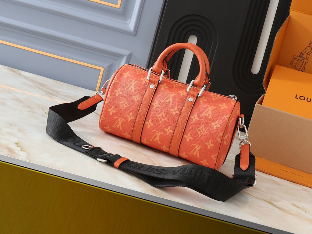146PE35B Popular leather bag