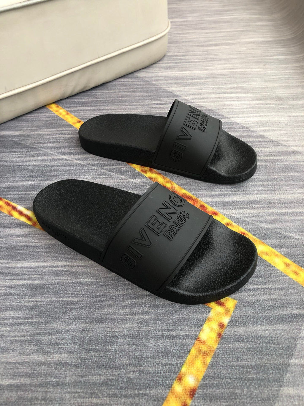 535ZGV265Z Popular Slippers
