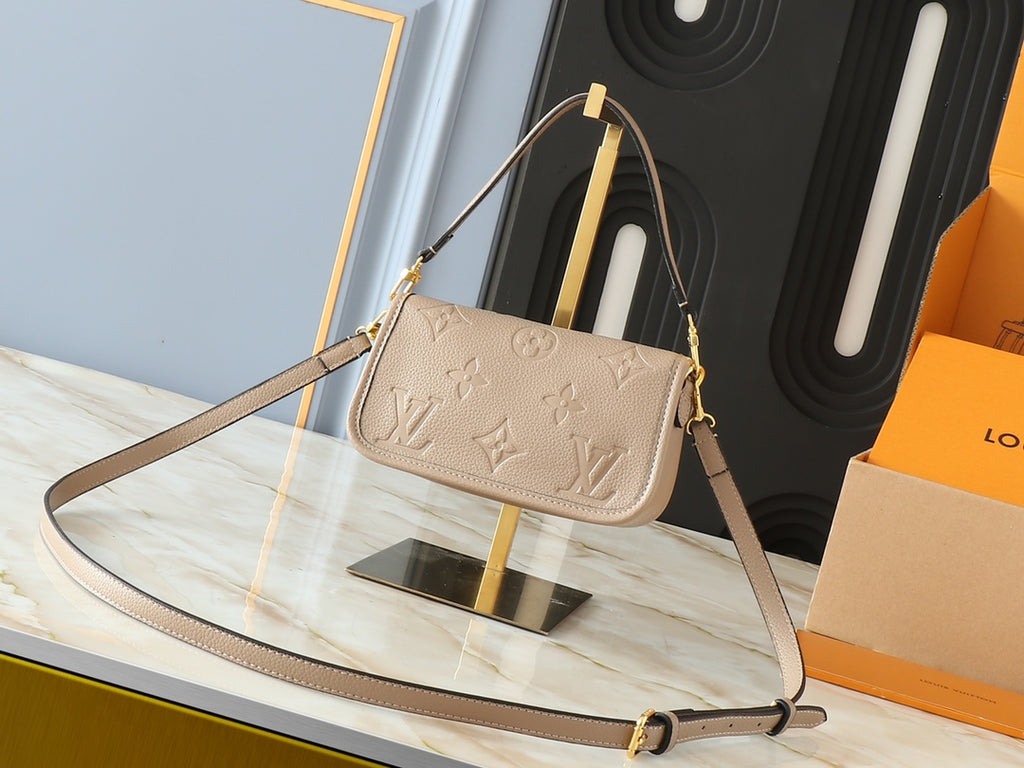 15XE3B Popular   leather bag