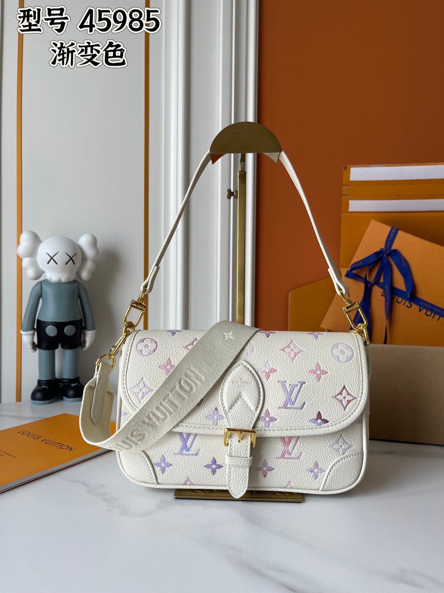 136PE41B Popular leather bag