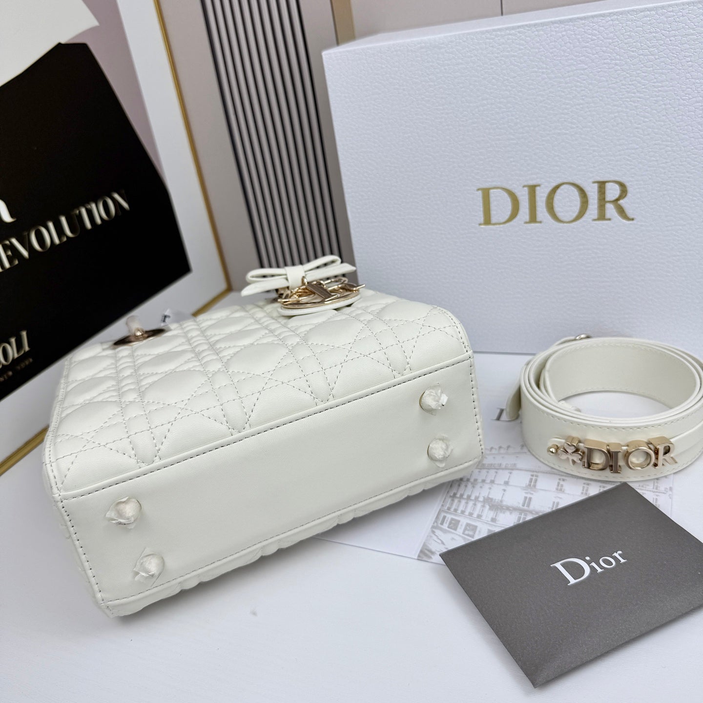 136ND24B Popular leather Purse bag