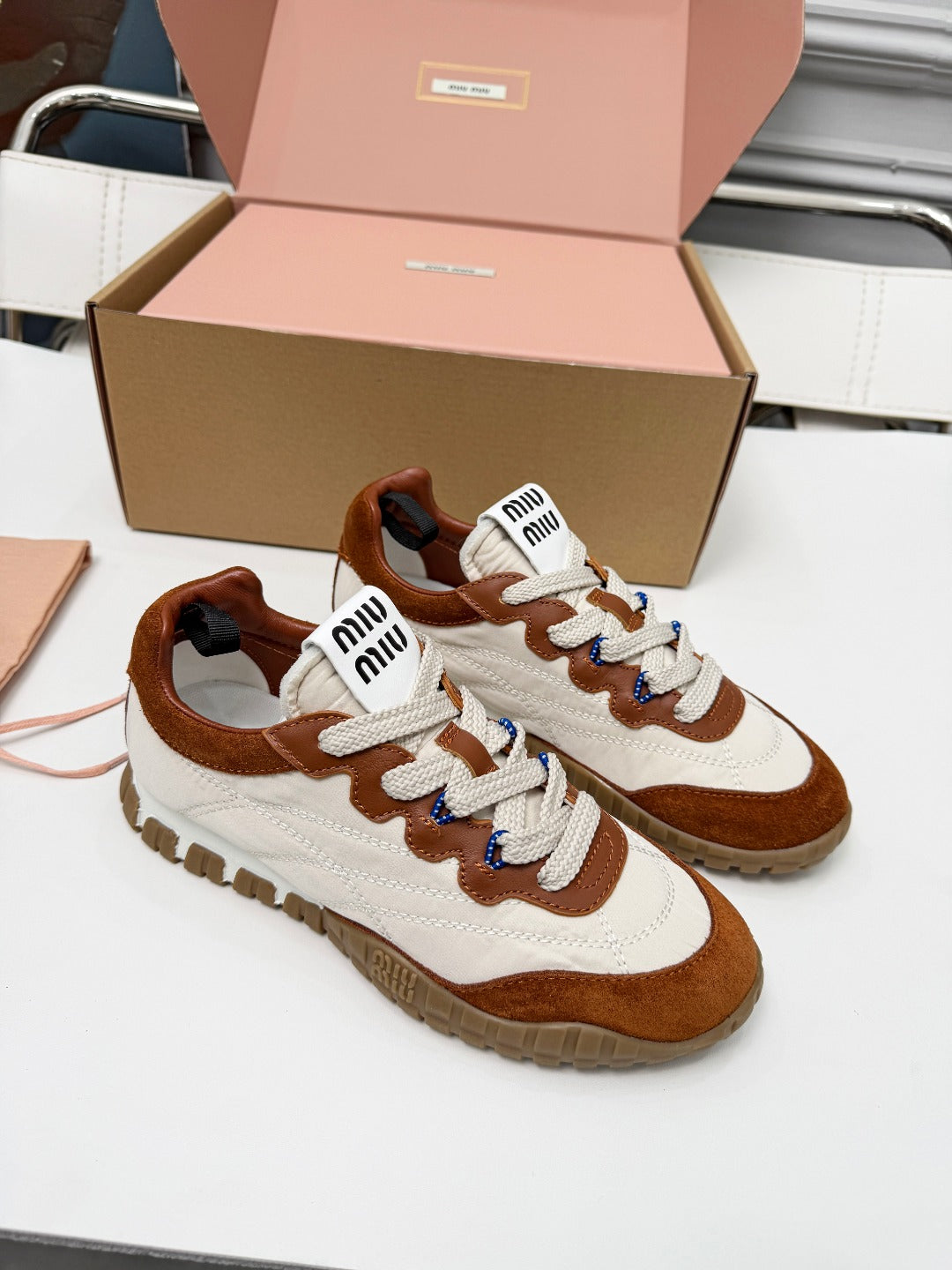 Z2P36A55 Popular high-quality leather Shoes