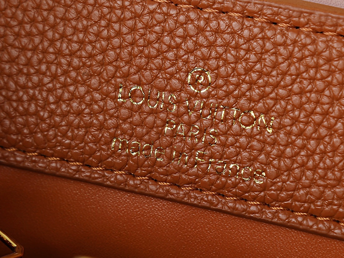 146PE46B Popular leather bag