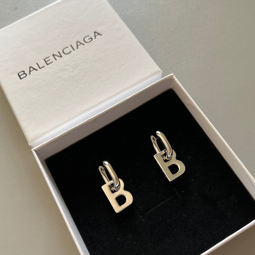 15QJ14E Popular  Earrings