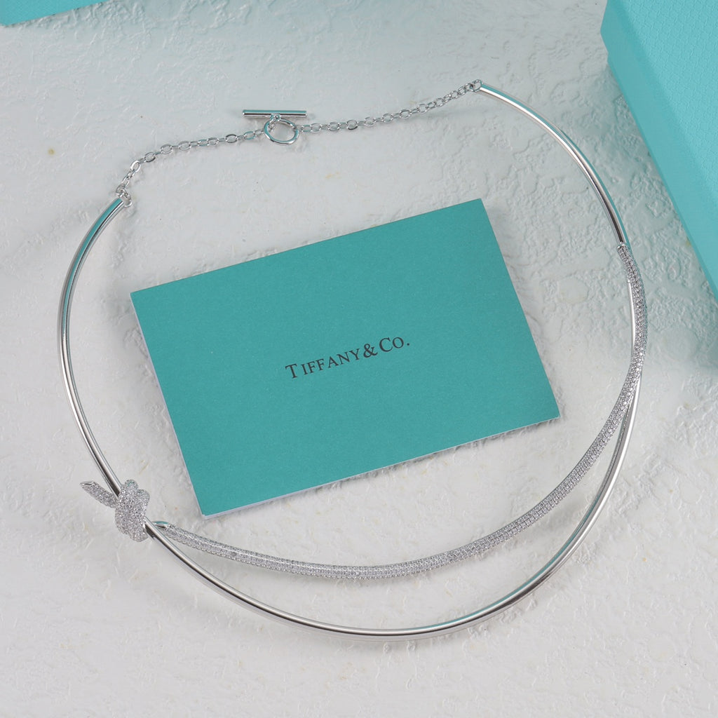 15QT133X Popular Necklace