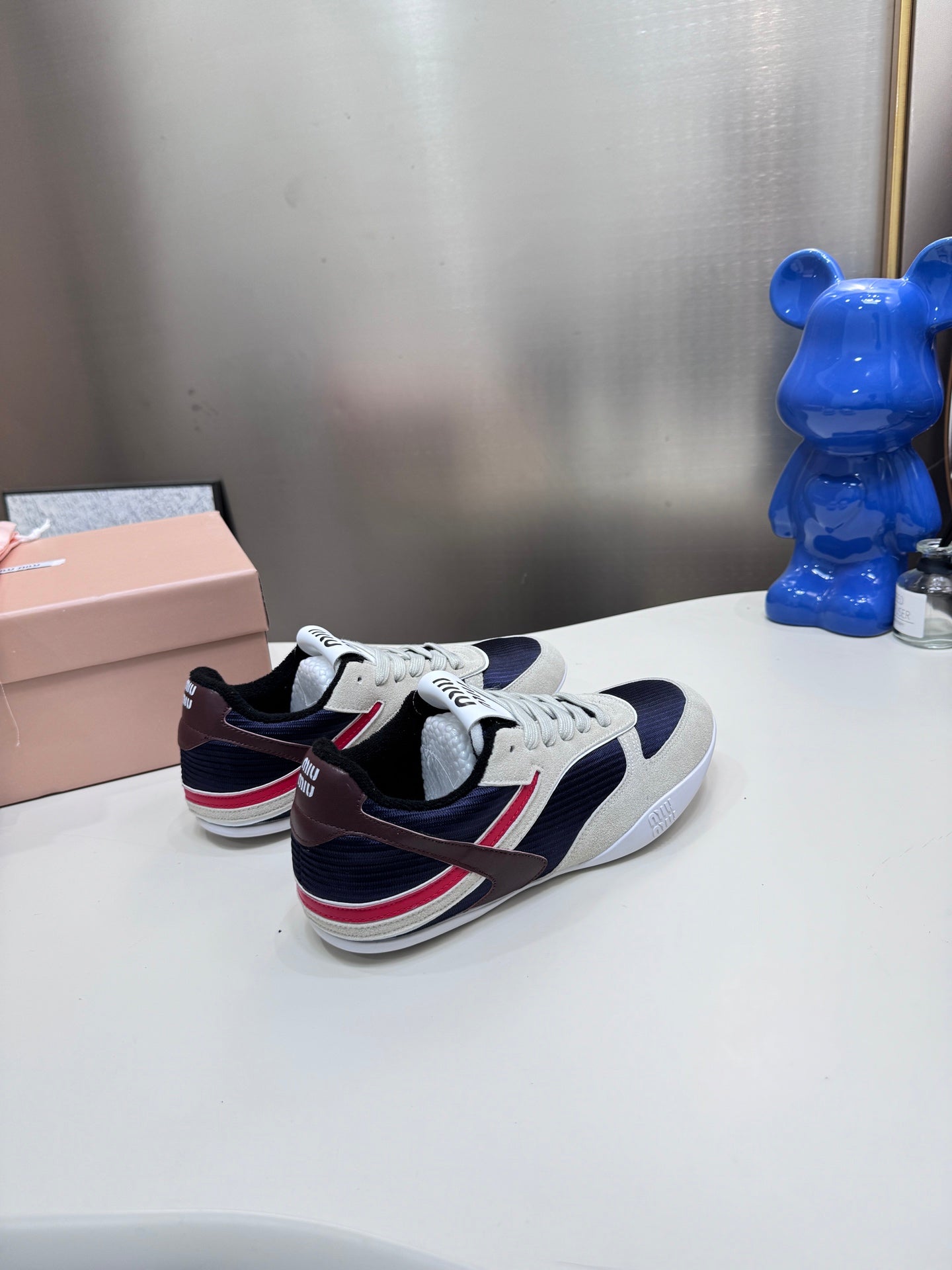 6105QA352Z Popular Shoes
