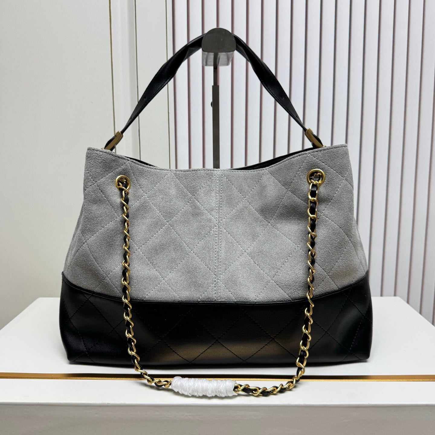 146PC17B Popular leather bag