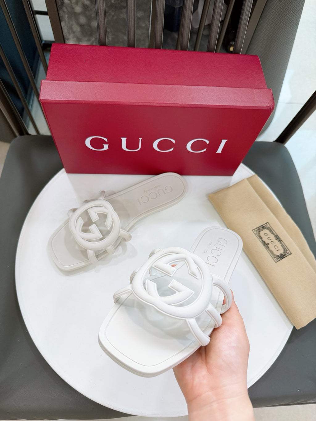 Z2X66B60  Popular high-quality slippers