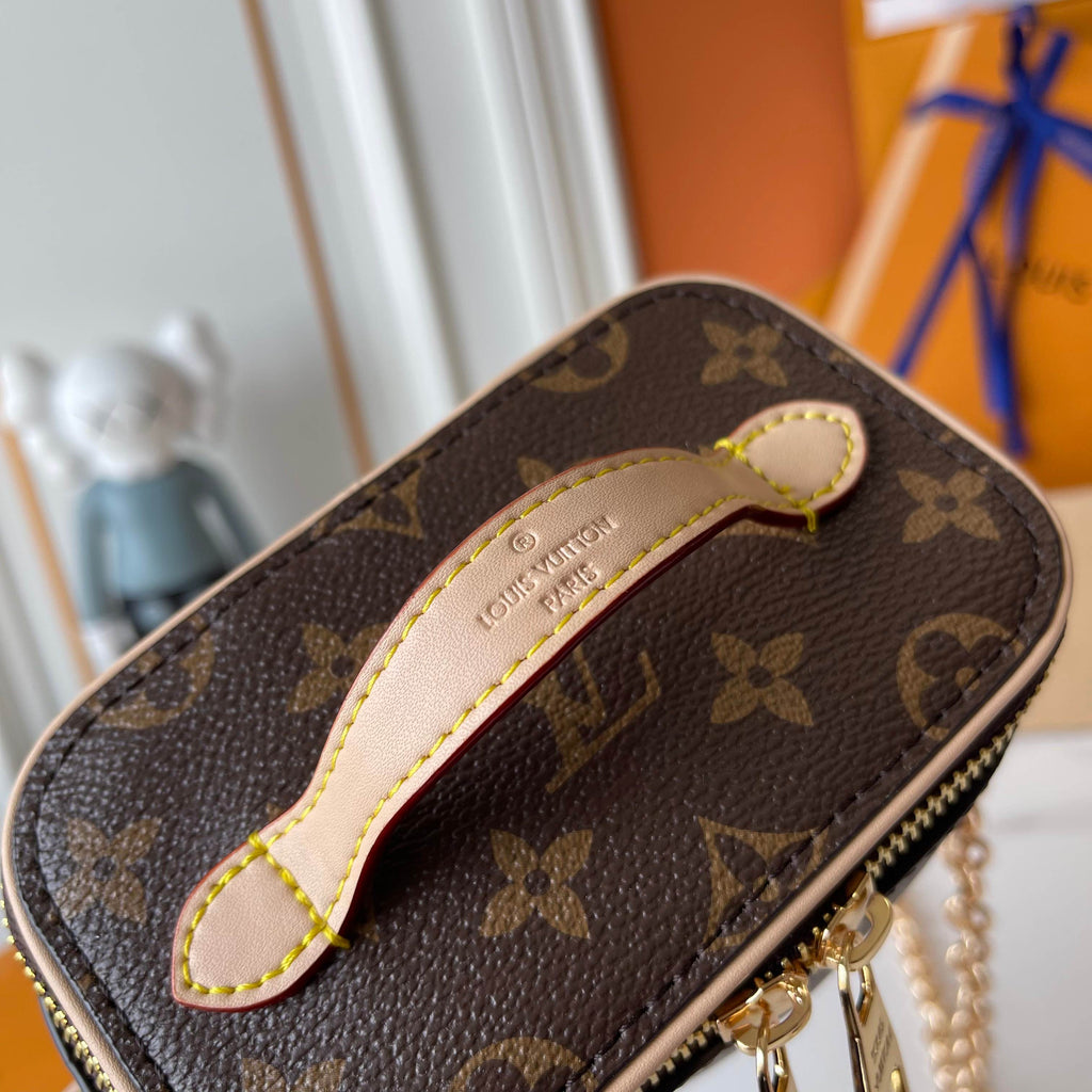 156NE20B Popular leather bag