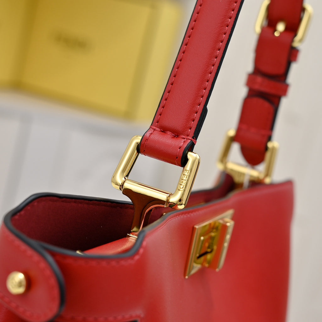 136PF98B Popular leather bag