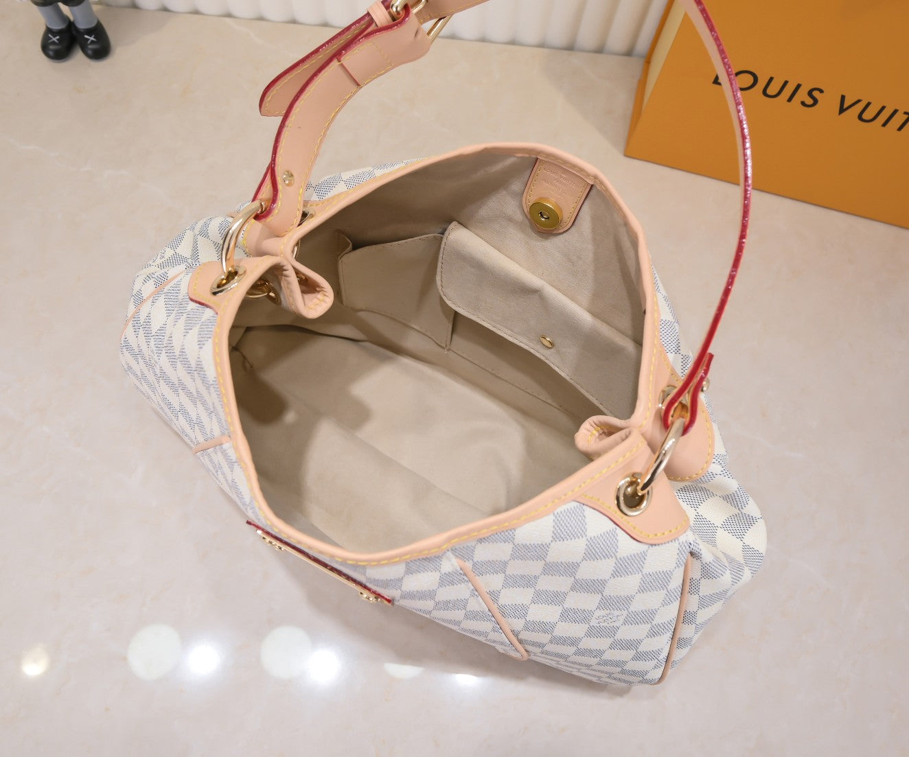 1XE63B Popular   leather bag 