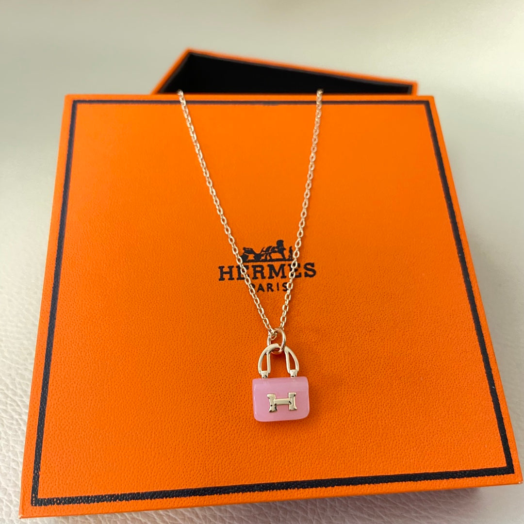 55QH242X Popular Necklace