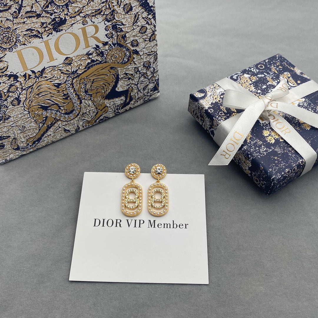 1NC208E Popular    Earrings