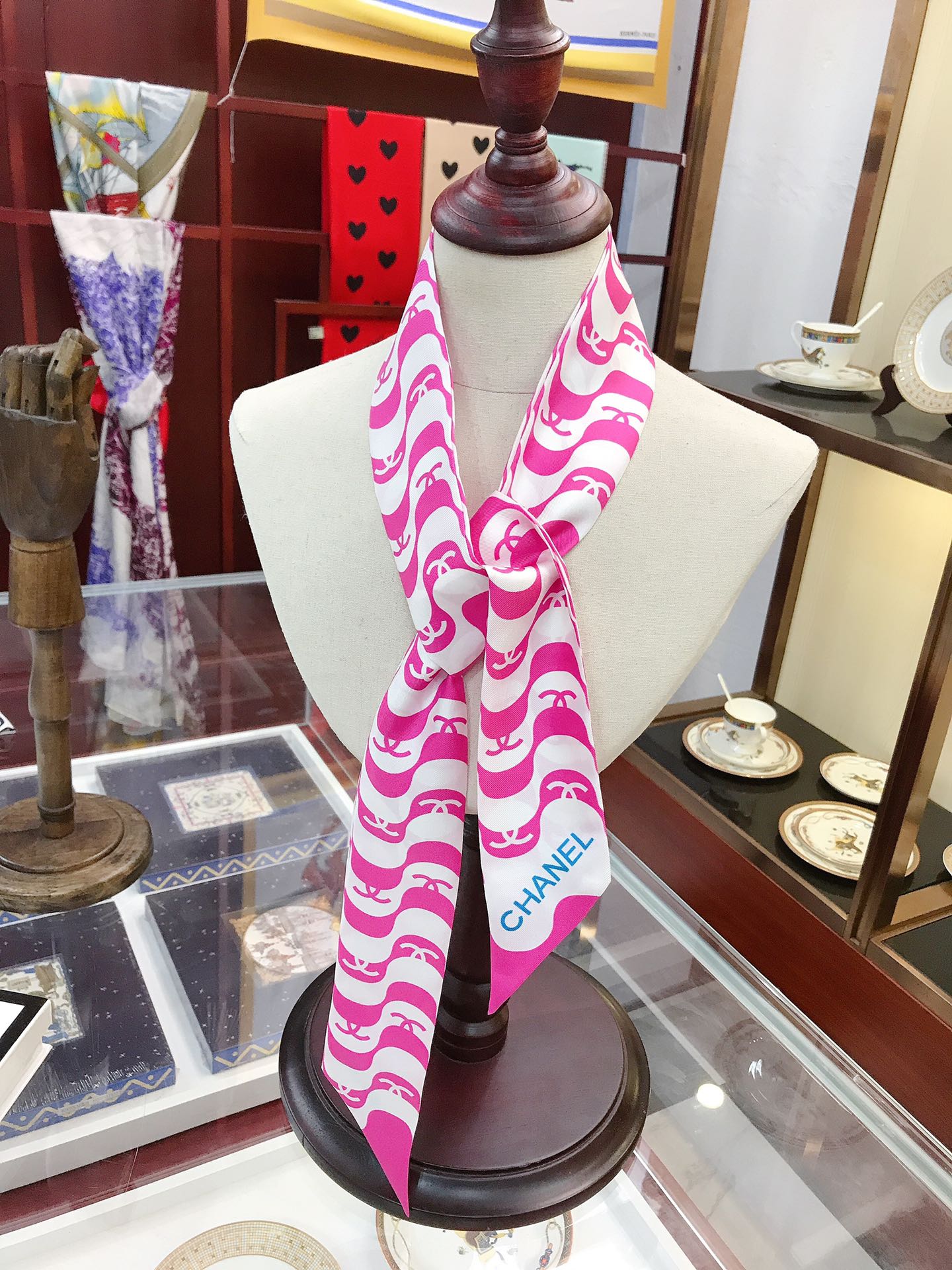 146NC9W Popular Silk Scarve